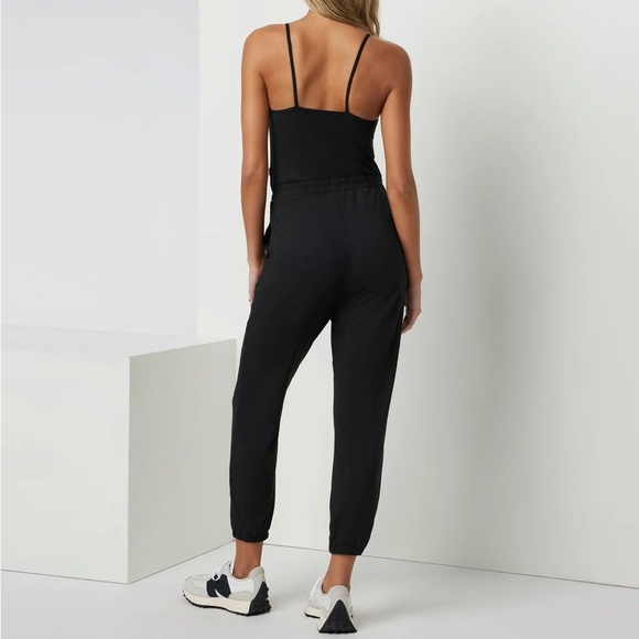 NEW Vuori Lux Jogger Jumpsuit - Picture 2 of 11